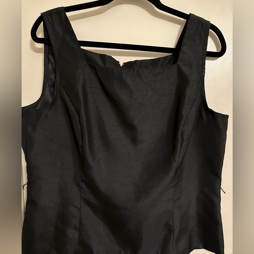 Sag Harbor Black Sleeveless Top
